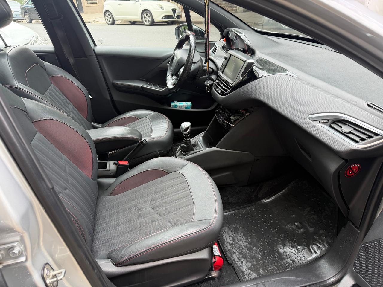 PEUGEOT 208 GT 1.6 THP